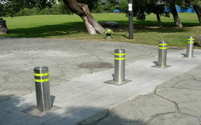 公园机关政府如何安装升降柱路障桩